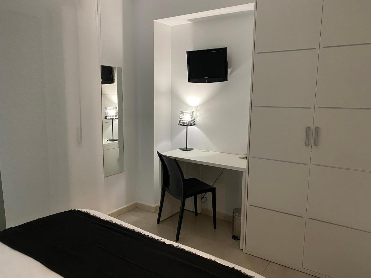 Hostal Somnis Suria Экстерьер фото